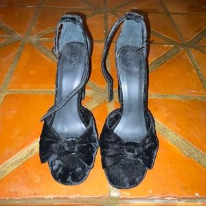 Beautiful black velvet Joie heels